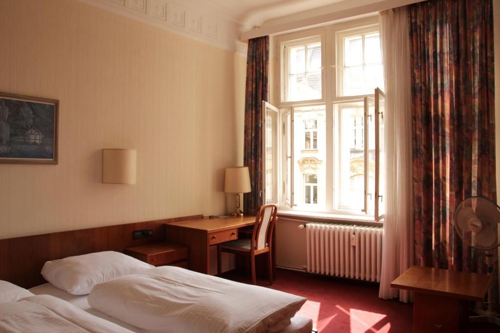 Kurfuerst Am Kurfuerstendamm Berlim Quarto foto