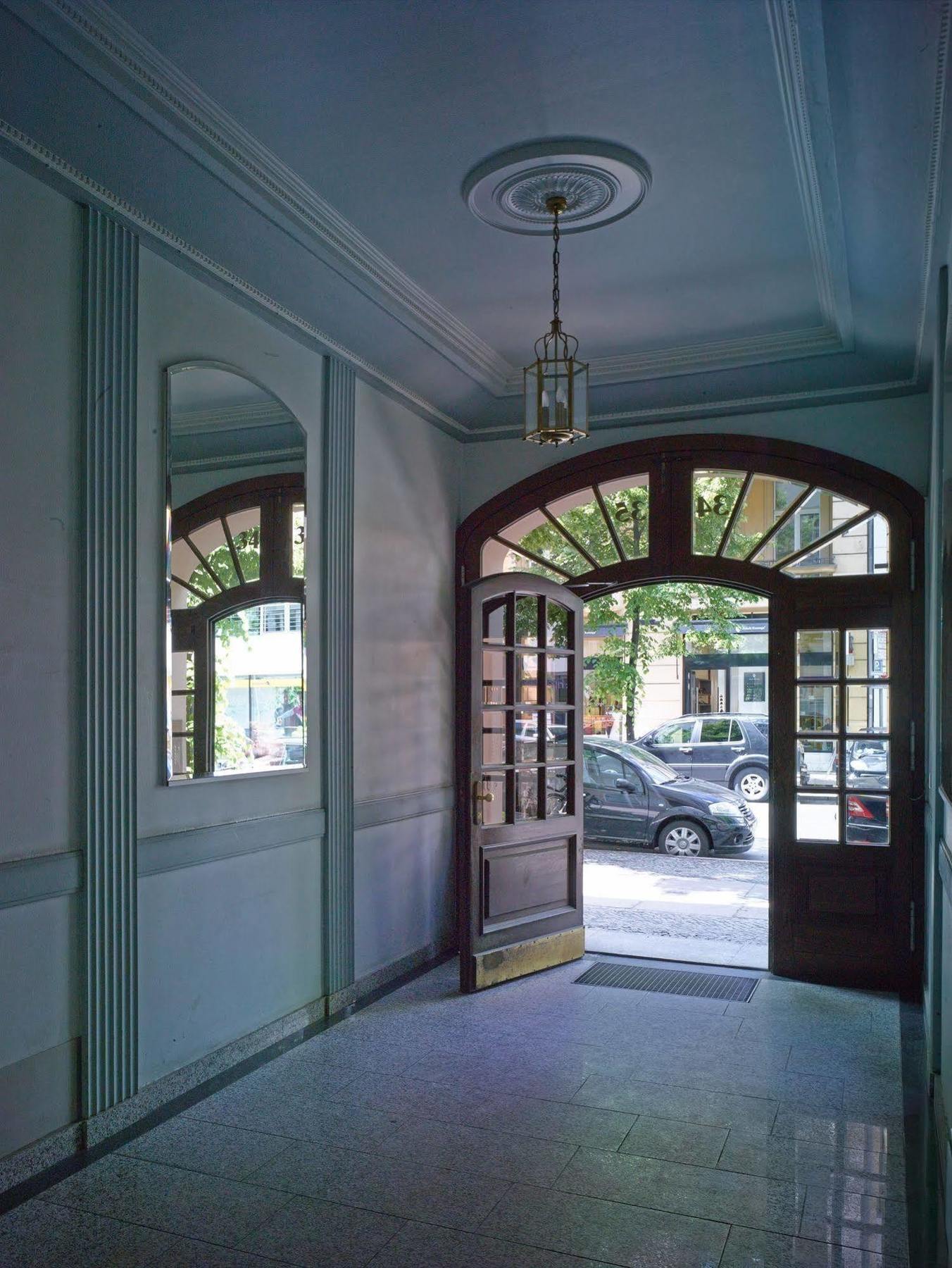 Kurfuerst Am Kurfuerstendamm Berlim Exterior foto